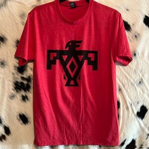 Thunderbird women’s graphic shirt Small